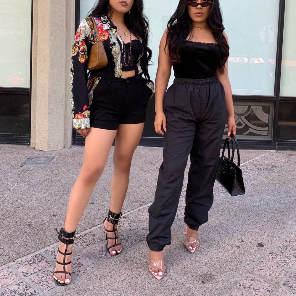 VINTAGE BLOUSE!! NEW WORN ONCE